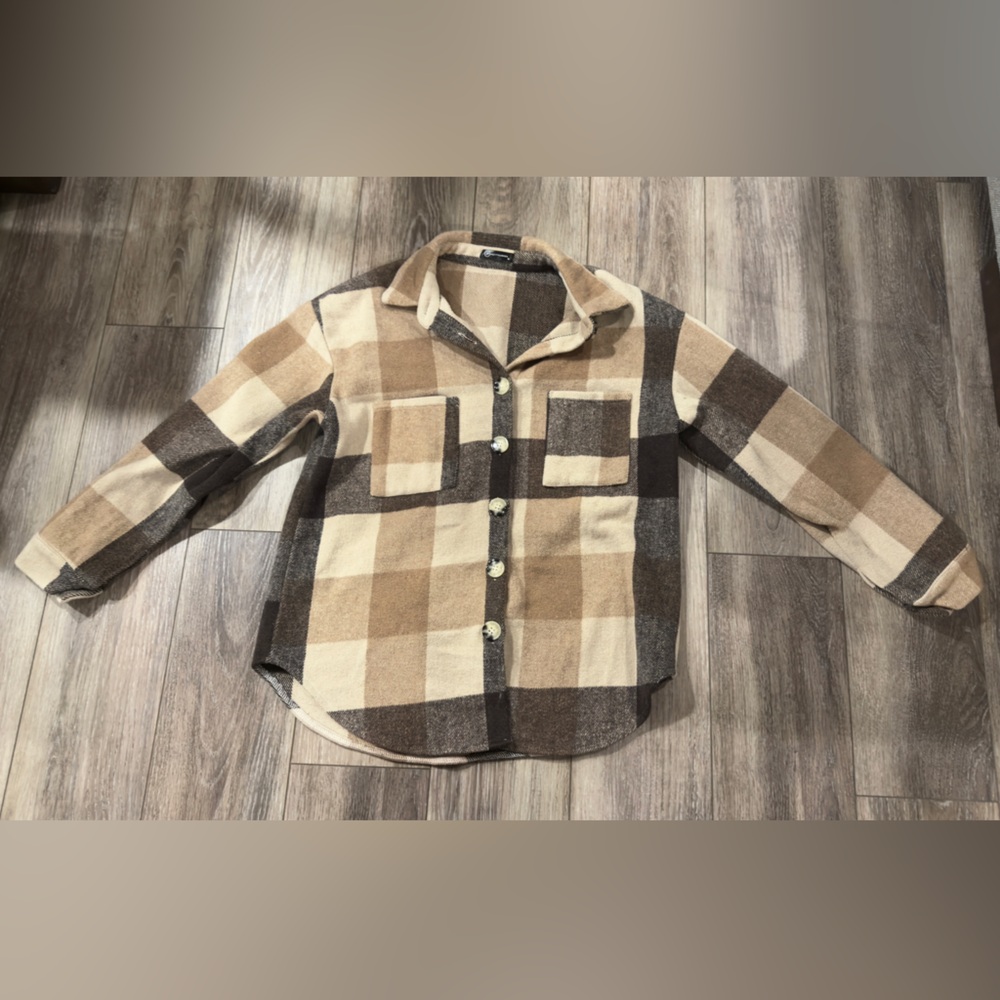 Women’s Oversized Plaid Shacket